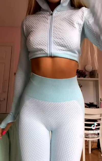 Petite irish girl ☘️