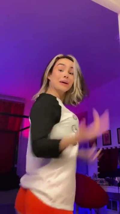 God bless this trend (No watermark)