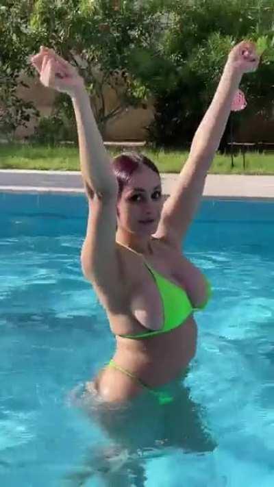 Lana rose arabic singer