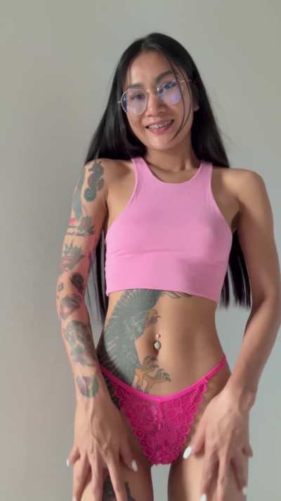 Are you into petite Asian braces girls?