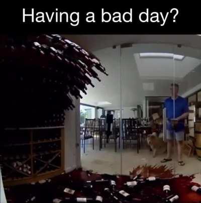 Um dia ruim para ser uma garrafa de vinho