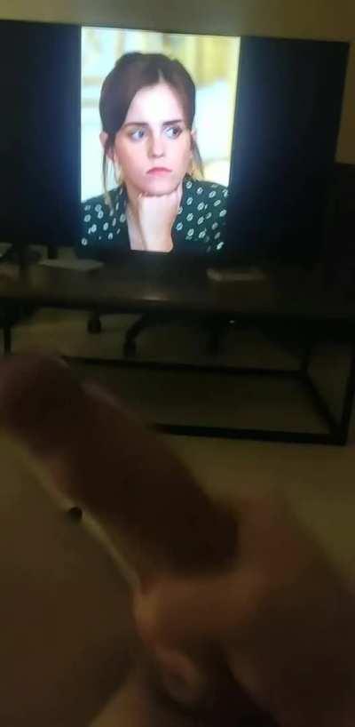 [REDDIT] So big for Emma Watson