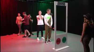 Simon can get it with this line ngl