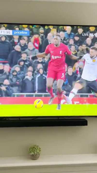 Konate almost murdered Bruno 😱