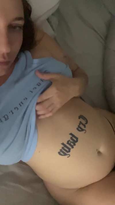 I didn't care about your size to devour you, now I'll just rest and feel how you move