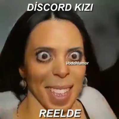 Eskort kızla olur, Discord kızıyla olmaz.