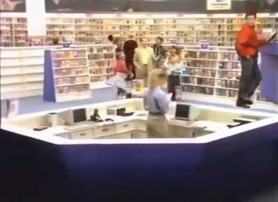 Wanna go rent a game or a movie ? Let’s go to Blockbuster !