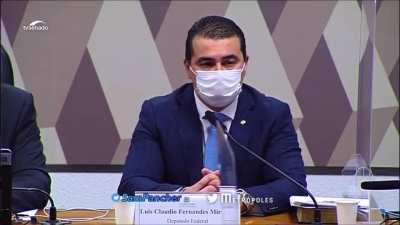 URGENTE: Luis Miranda confirma que o deputado que teria sido apontado por Jair Bolsonaro como envolvido em irregularidades na compra da vacina Covaxin é o líder do governo na Câmara, Ricardo Barros.