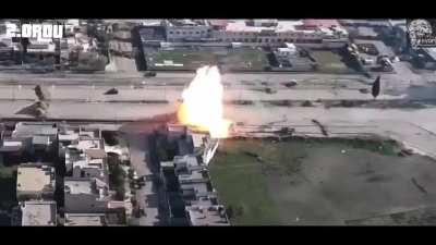 Irakta yapılan bombalı araç saldırıları