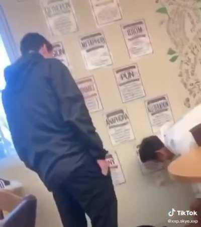 American schools be wildin’