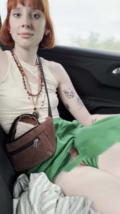 flashing taxi friends