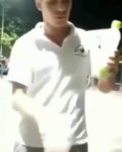 Ese man esta con cristo