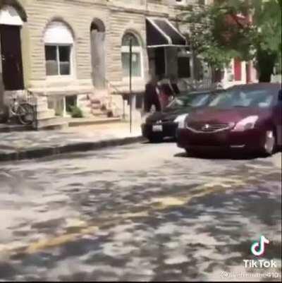 Baltimore police couldn’t keep up with a man carrying a TV
