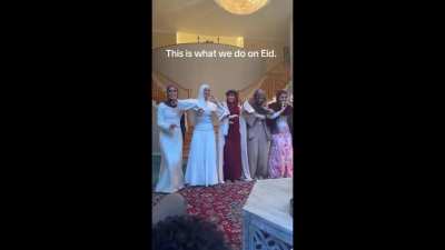 Endians on X simping for Israel...... Meanwhile them on TikTok: