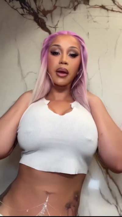 Cardi B - Boobs & Ass