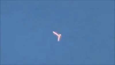 Mufon: NJ, US on November 4th 2020: Two snake like objects flying release an orb. The camera turned off on its own.