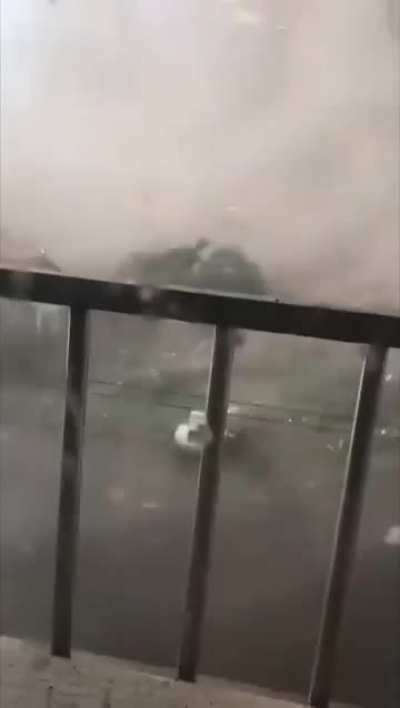 Close enough to touch in Kaiyuan, China