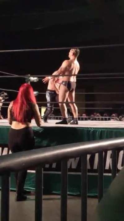 More Suzuki from last night's PWX. Tells Anthony Henry 