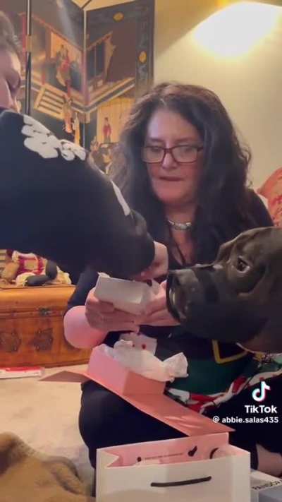 When giving your mom a Christmas gift goes wrong!