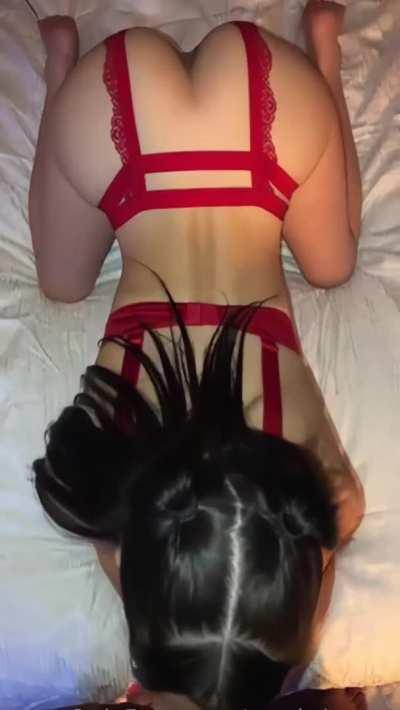 M4ck3nzi3 J0n3s New vids - F0ld3r B3l0w