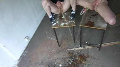 2 peeing girls are better than one peeing girl, or wdyt ;)?