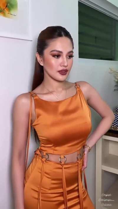 Julie Anne San Jose