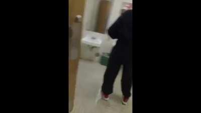 High school do be wierd