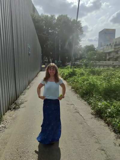 Love to show my tits out in the city