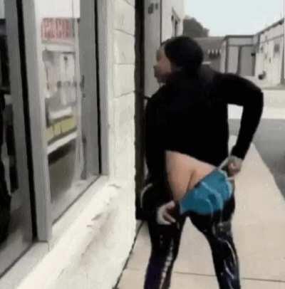 Ending an argument showing her ass