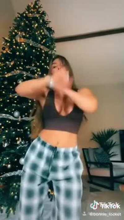 Yup, her tiktok is full of ass shake videos