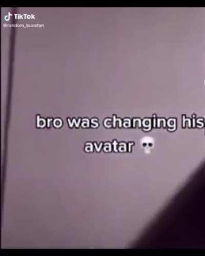 tf going on in ohio bathrooms bruh😭