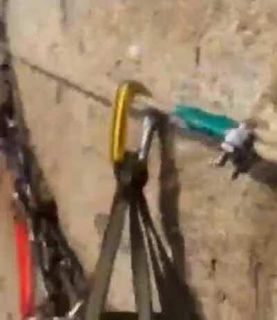 Please don’t look down