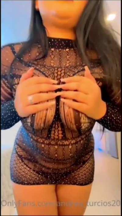 2 de 3 de la Andrea turcios