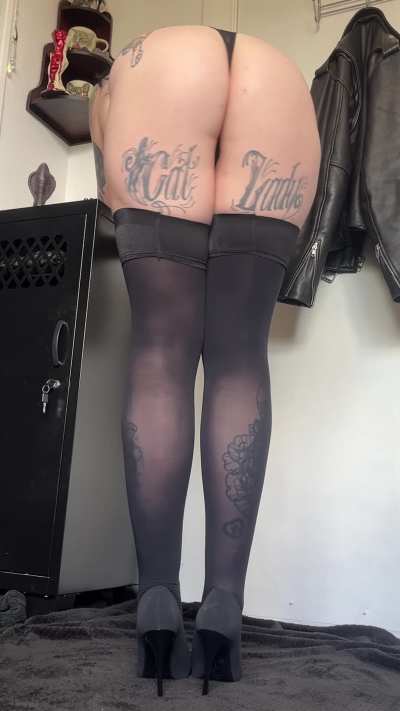 Keep staring, I feed on attention