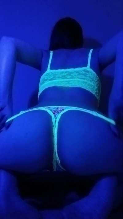 Let me send you what your girlfriend won't 😜 [3.9k Media]