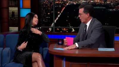 Nicki makes Colbert blush