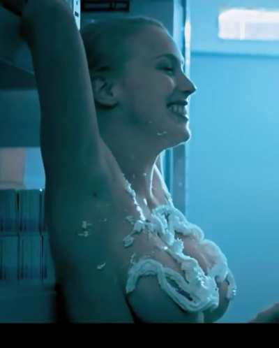 Aneta Krejcíková in visivaci (2014)