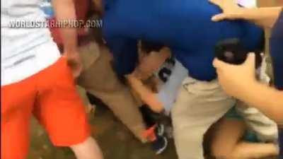 Brutal girl fight - nose broken