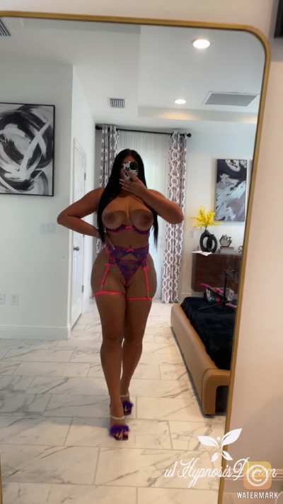 Sexting & video call ready! Add my snap : asianseller2024 (Serious Buyers Only!!)