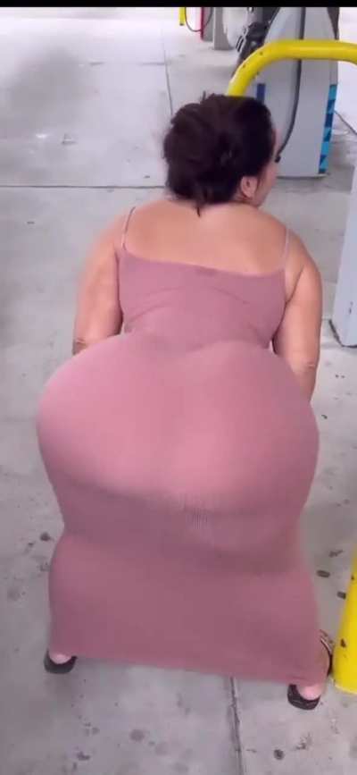 Latina twerking at gas station