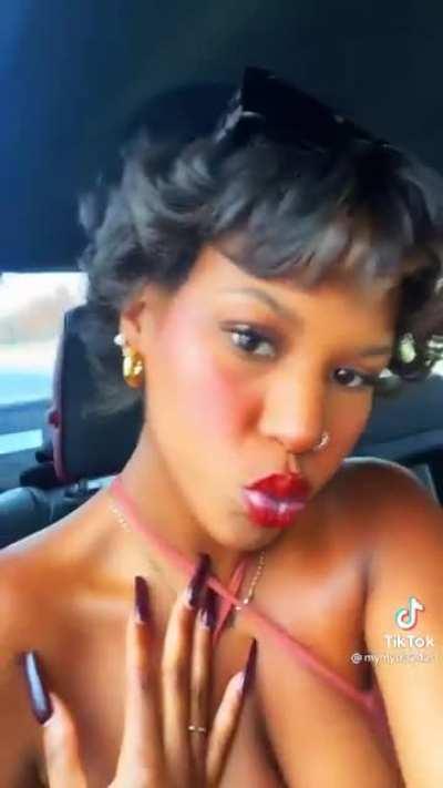 3 pretty bestfriends 🍒🍒