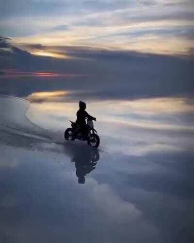 This kid is living the dream