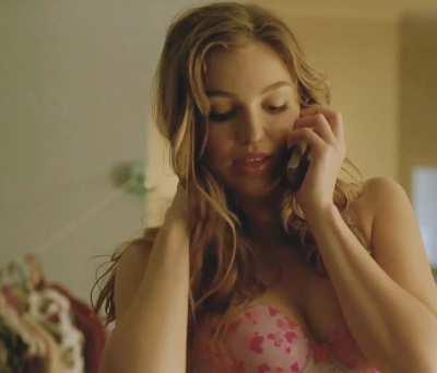 Lili Simmons (great moaning)