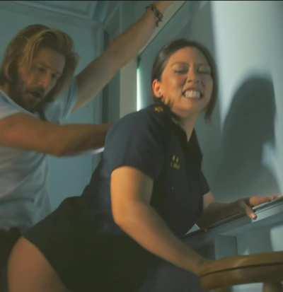 Fiona Rene - Kinky policewoman plot in 'I Know What You Did Last Summer' S01E07