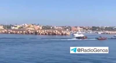 5,000 migrants from Africa broke into the small Italian island of Lampedusa today. 

They arrived on 112 different boats.

6,000 Italians live on the island.