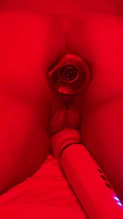 Edging until I’m dripping 🥵