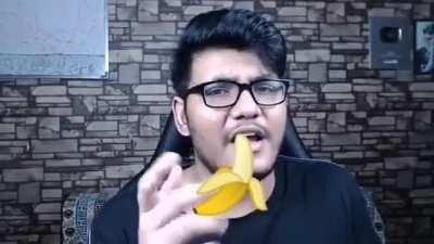 6 mahine ruk jaa vau ki body banne wali hai...