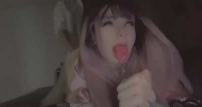 Ahegao while breeding a huge cock 💘