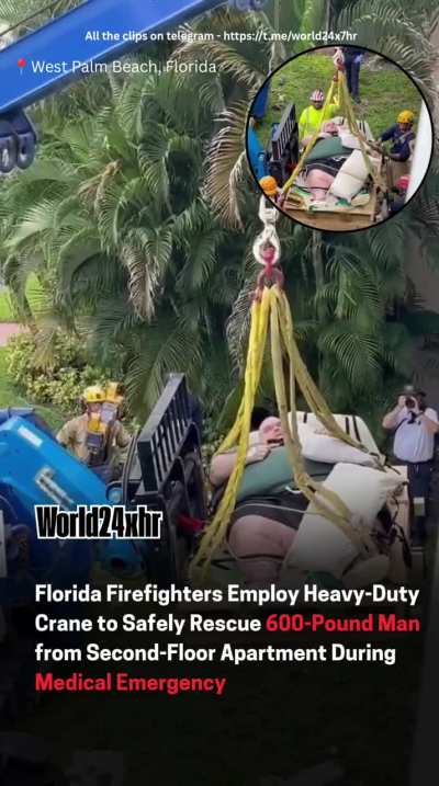 Florida Firefighters Employ Heavy-Duty Crane to Safely Rescue 600-Pound Man from Second-Floor Apartment During Medical Emergency