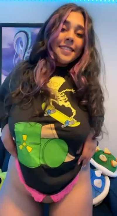 Do you find me bonita enough to creampie me? Be honest